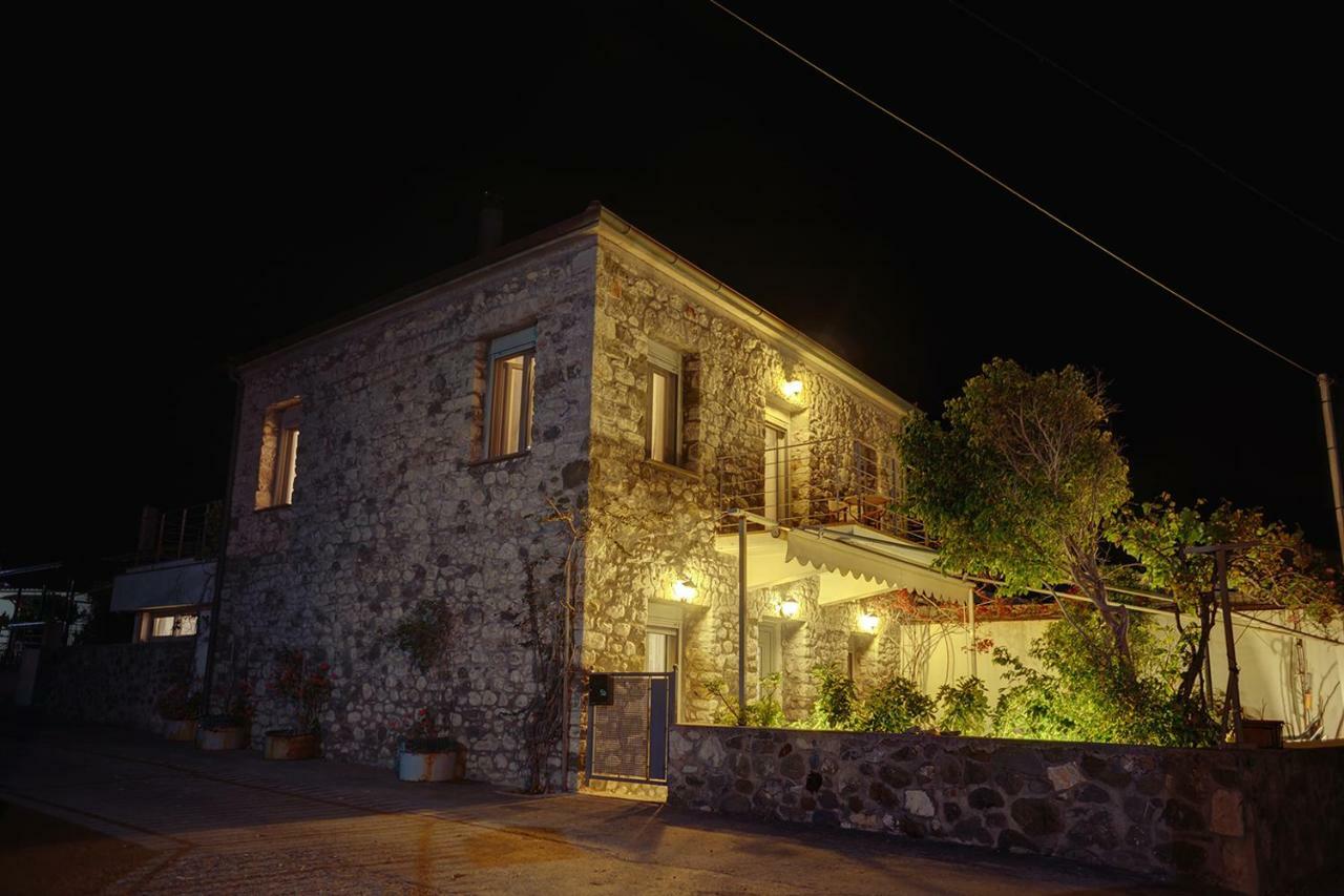 Ianos Maisonette Paralia Sergoulas Buitenkant foto