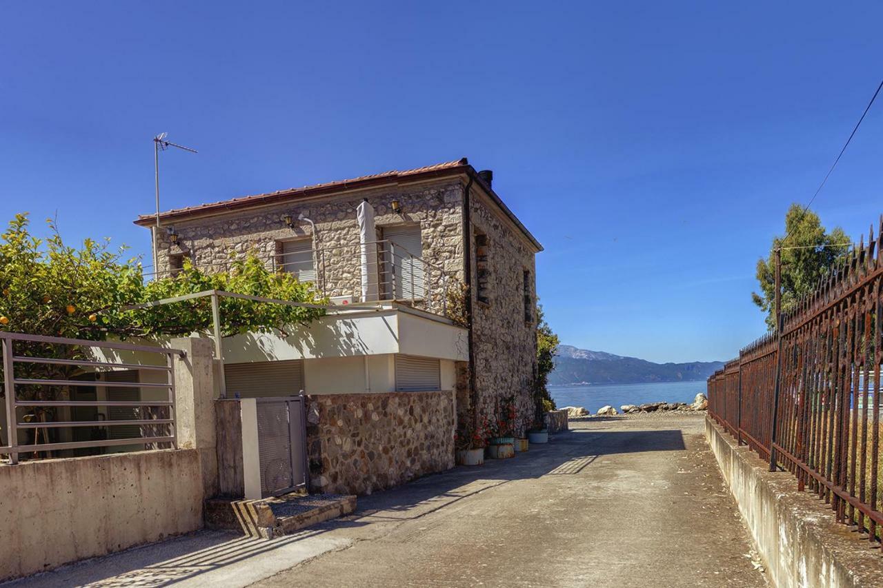 Ianos Maisonette Paralia Sergoulas Buitenkant foto