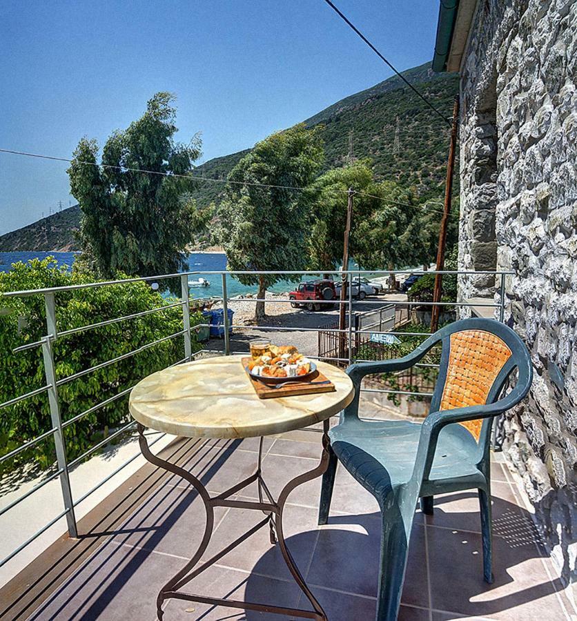 Ianos Maisonette Paralia Sergoulas Buitenkant foto